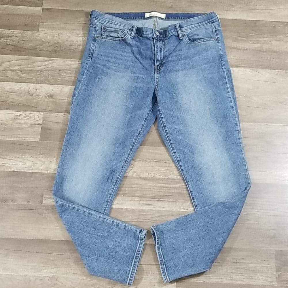 Gap 1969 Real Straight Jeans